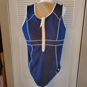 Torrid Livi Active bathing suit, padded/reinforced